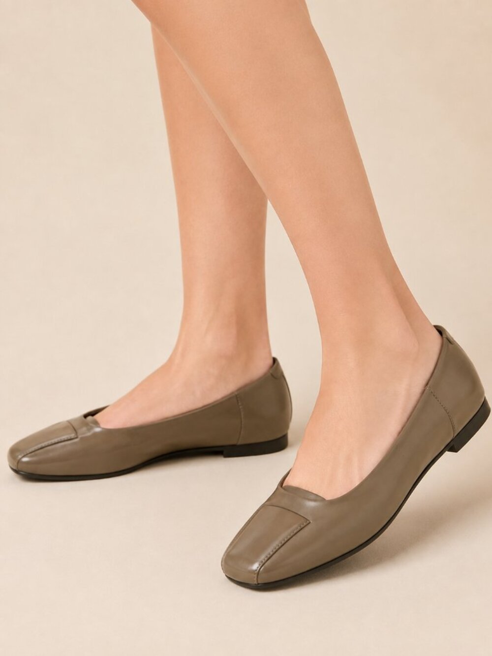 NWT ECCO Taupe Leather Square Toe Ballet Flats Women’s Size 7–7.5 No Box